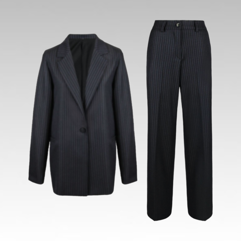 Tailleur gessato con giacca soft construction